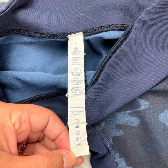 Lululemon Capri Leggings Navy Camouflage 6 - Picture 5 of 8